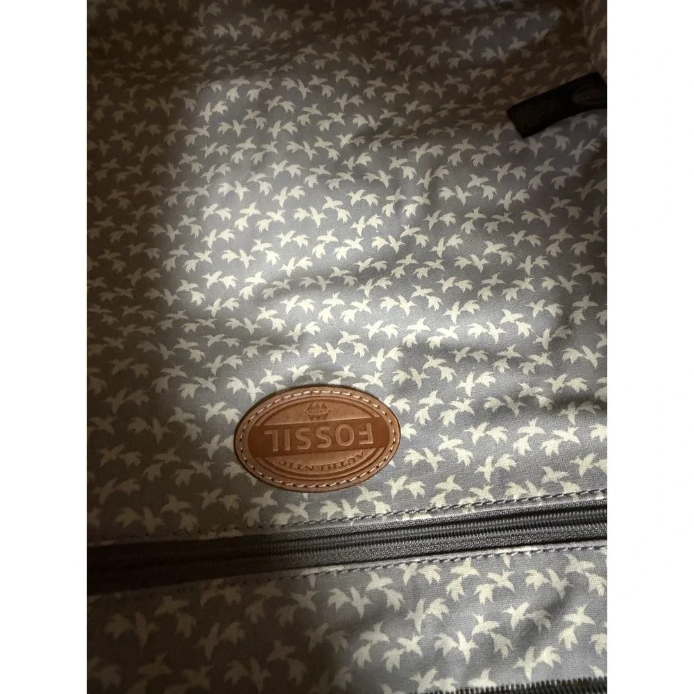 The FOSSIL keyper shopper tote